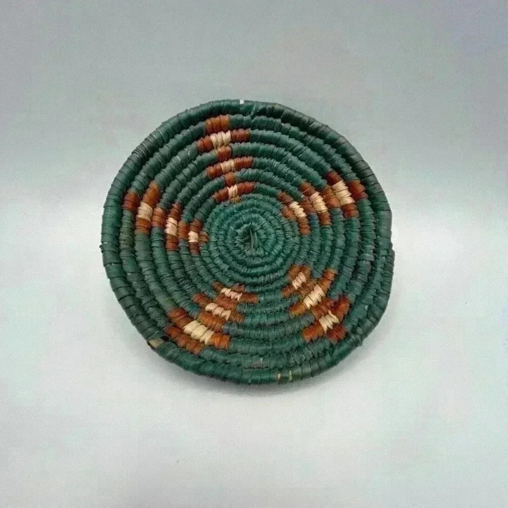 Miniature African Zulu Tribe Palm Leaf Woven Coil Basket Mini Bowl 3.75"